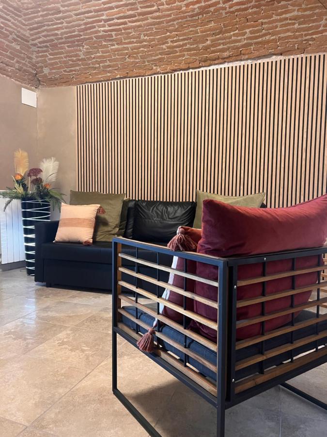 Le Camere Del Cappello Verde Ivrea Dış mekan fotoğraf